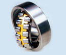 Self-aligning roller bearing